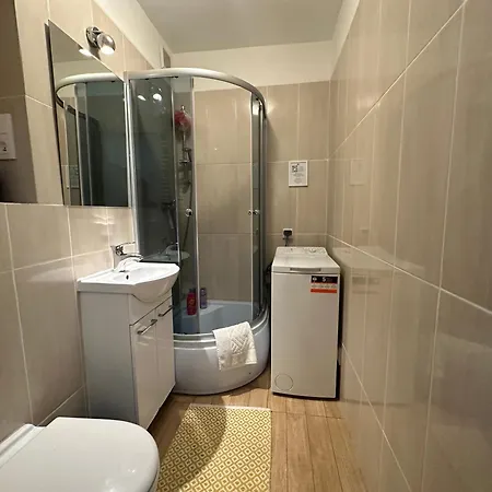 Daire 5centrum Stanislawa Moniuszki10 Wi-fi 1gb Sekparking Varşova
